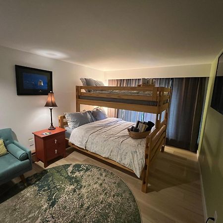 好丘。Hacho House Bed & Breakfast Yellowknife Dış mekan fotoğraf