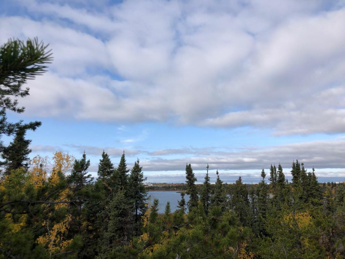 好丘。Hacho House Bed & Breakfast Yellowknife Dış mekan fotoğraf