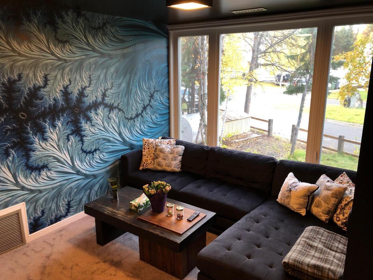 好丘。Hacho House Bed & Breakfast Yellowknife Dış mekan fotoğraf